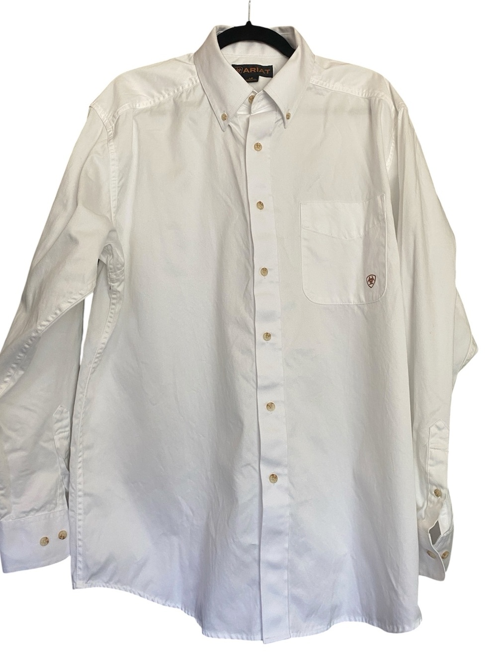 Ariat Men’s White Button-Down Long Sleeve Shirt